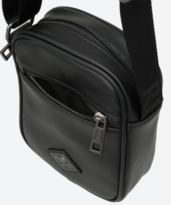 ブラック 斜め掛けショルダーバック FM3741．000