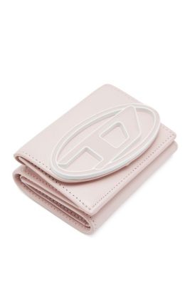 Ｔｒｉ－ｆｏｌｄ　ｗａｌｌｅｔ　ｉｎ　ｐａｓｔｅｌ　ｌｅａｔｈｅｒ