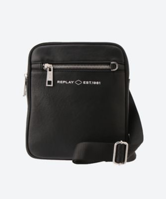 ＜REPLAY (Men)＞２３ＦＷ　バッファローエフェクトＰＵクロスボディバッグ　ＦＭ３６４１．０００．Ａ０４７７