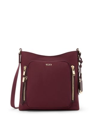 ＜TUMI＞ＶＯＹＡＧＥＵＲ　「テイラー」クロスボディ　０１９６６１６ＷＮ