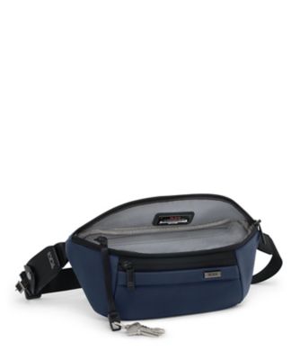 TUMI ALPHA（アルファ） ベルト・バッグ・スリング