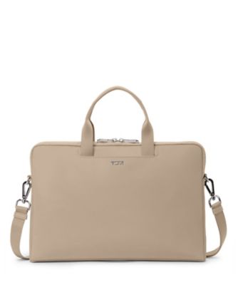 ＜TUMI＞ＶＯＹＡＧＥＵＲ　「ダコタ」ラップトップ・クロスボディ　０１９６７１９ＯＡＴ