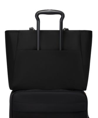 TUMI ヴァレッタ　ラージトート VOYAGEUR 「ヴァレッタ」ラージ・トート 0196721DGM