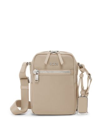 ＜TUMI＞ＶＯＹＡＧＥＵＲ　「ペルシャ」クロスボディ　０１９６６１４ＯＡＴ