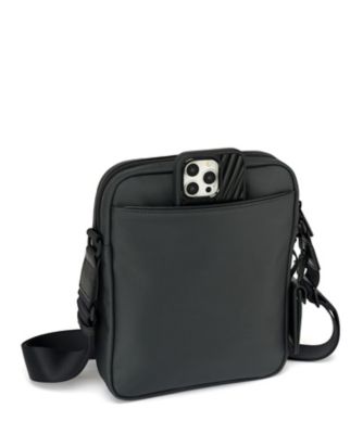 TUMI ALPHA（アルファ）ミディアム・クロスボディ