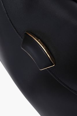 「ＩＤ」ソフトショルダーバッグ