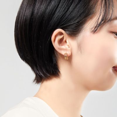 ゴールド　ピアス　ＡＧＶＡ１５６６　　ＹＧ