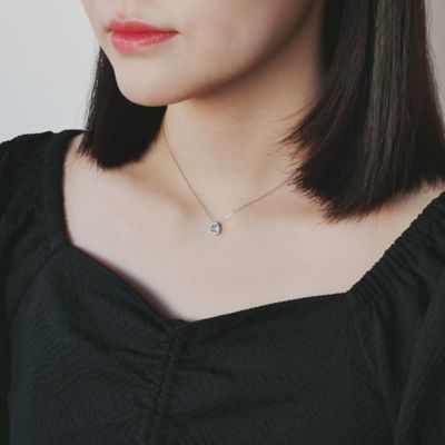 プラチナ・ウーマン ミルキーアクアマリン ネックレス