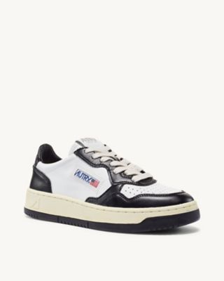 スニーカー　ＭＥＤＡＬＩＳＴ　ＬＯＷ　ＬＥＡＴＨＥＲ／ＬＥＡＴＨＥＲ　４１３１－ＳＡＵＬＭＷＢ