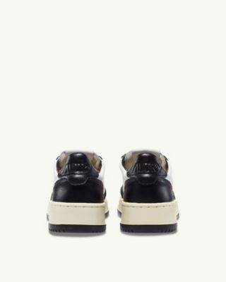 スニーカー　ＭＥＤＡＬＩＳＴ　ＬＯＷ　ＬＥＡＴＨＥＲ／ＬＥＡＴＨＥＲ　４１３１－ＳＡＵＬＭＷＢ