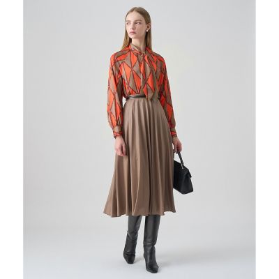 レザーライクサテンプリーツスカート | ANAYI/アナイ | 三越伊勢丹