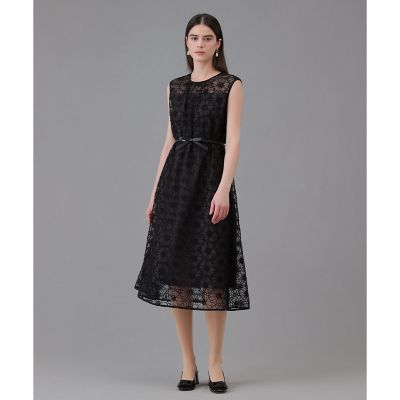 フラワー刺繍Aラインワンピース | ANAYI/アナイ | 三越伊勢丹