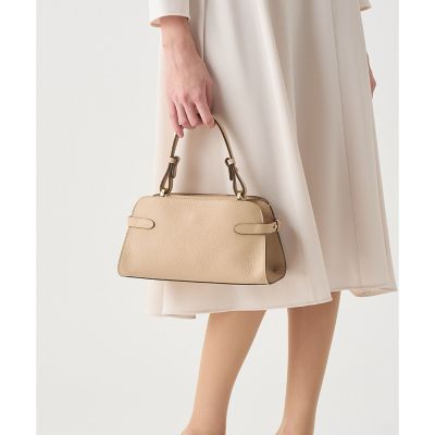 ＜ANAYI＞【Ｅｔｅｒｎａｌ　Ｌｉｎｅ　２０２６】◇スクエアワンハンドルバッグ