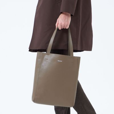 シンセティックシュリンクレザー バーチカルトート | MACKINTOSH