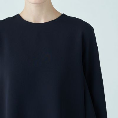 新品▪️TOMORROWLAND ドライダブルクロス クルーネックプルオーバー ドライダブルクロス クルーネックプルオーバー | maison TOMORROWLAND