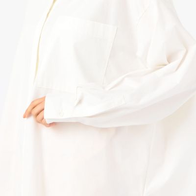 オーバーサイズドシャツ