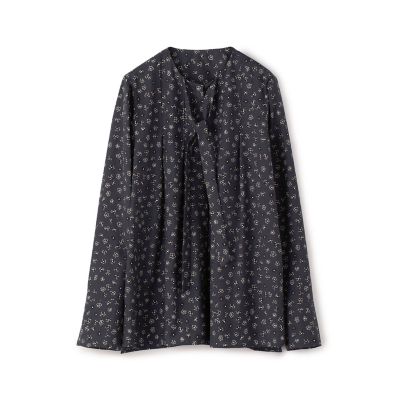 プチフラワープリント　ボウタイブラウス