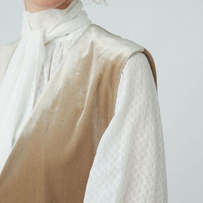 TOMORROWLAND｜マットベロア Vネックベスト | Rakuten Fashion