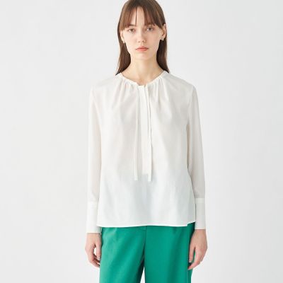 クリスタルコットン ギャザーVネックブラウス | maison TOMORROWLAND
