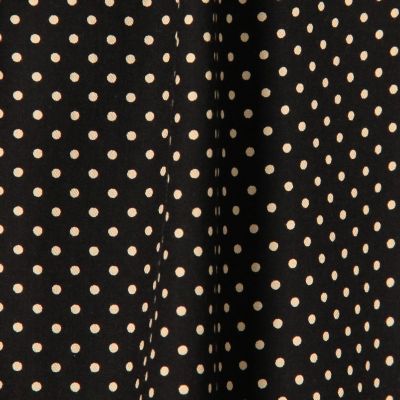 ドットプリント　フリルネックブラウス