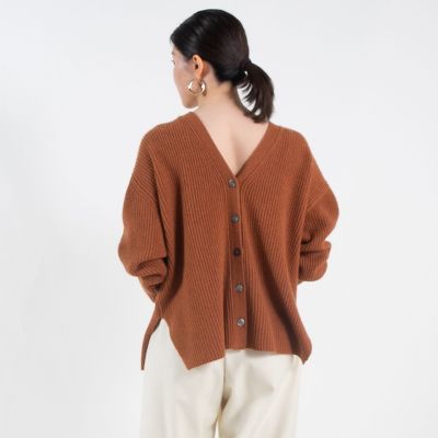 ウールセーブルカシミヤ Vネックカーディガン | maison TOMORROWLAND