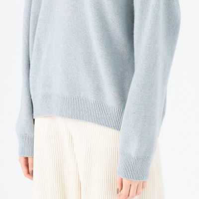 ファイブミックス　Ｖネックプルオーバー