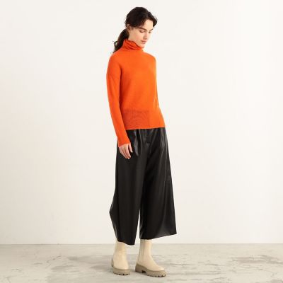カシミヤ　タートルネックプルオーバー