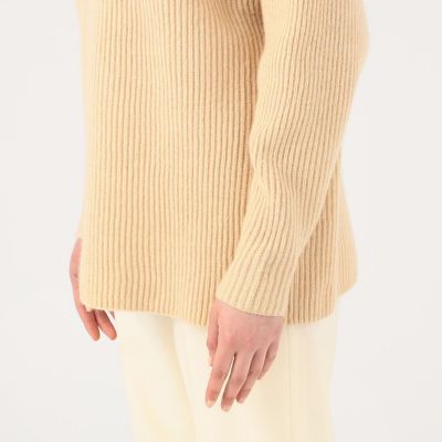 ウールセーブルカシミヤ　Ｖネックプルオーバー