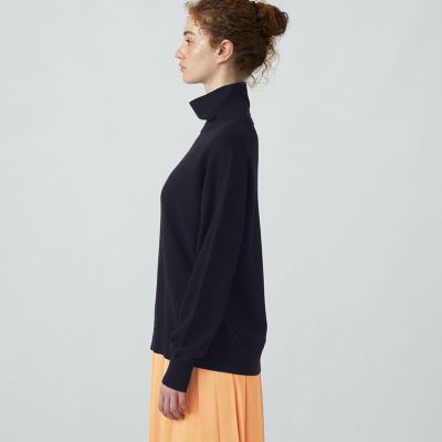 エクストラファインウール タートルネックプルオーバー | maison