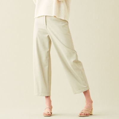 フェイクレザー　クロップドパンツ