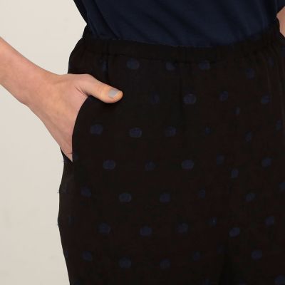 【タイムセール：６月３０日（月）午前９時３０分迄】ジャカードドット　フレアパンツ