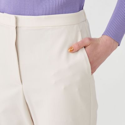 ナイロンストレッチ　セミフレアパンツ