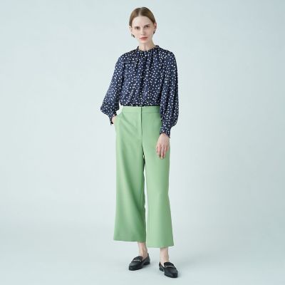 パウダリーストレッチツイル　セミワイドパンツ