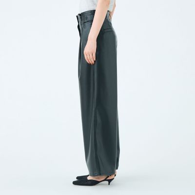 6万取引突破【MaxMara★KLAUS】クレープ デ シン パンツ レザーライククロス サイドタブパンツ | maison TOMORROWLAND