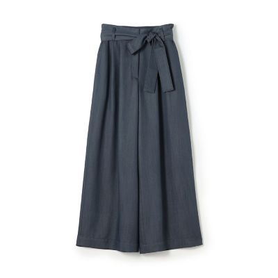 ＜maison TOMORROWLAND＞【予約商品４月上旬以降順次お届け】ラスターデニム　ダブルタックワイドパンツ