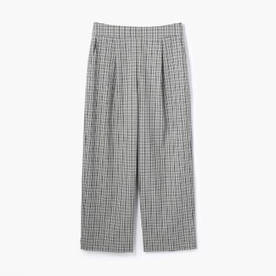 ポリエステルレーヨン　フロントタッククロップドパンツ