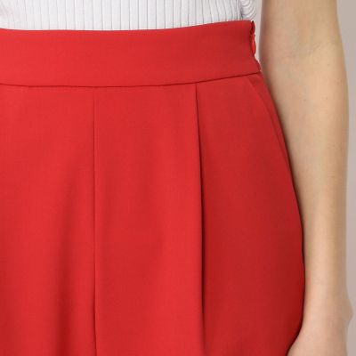 ポリエステルレーヨン　フロントタッククロップドパンツ