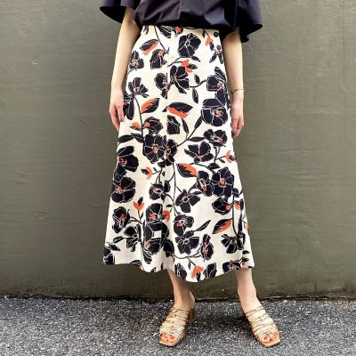 ブラッシュフラワープリント フレアミディスカート | maison