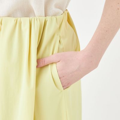 ラッシュストレッチ　タックギャザースカート