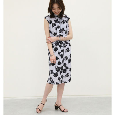 シャドーフラワープリント ボウタイワンピース | maison TOMORROWLAND