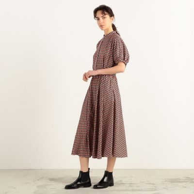 ジオメトリックプリント　バンドカラーワンピース