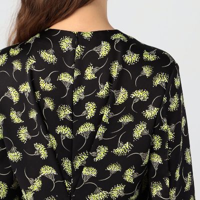 パトリニアプリント バックタックワンピース | maison TOMORROWLAND