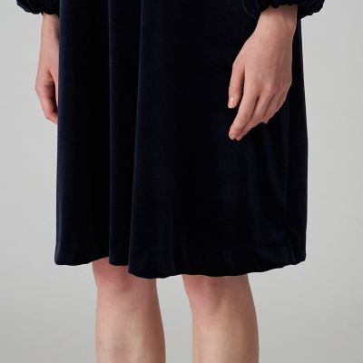 ストレッチベロア　ボリュームスリーブワンピース
