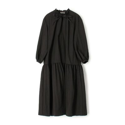 ＜maison TOMORROWLAND＞ハイカウントギャバジン　フリルネックギャザーワンピース