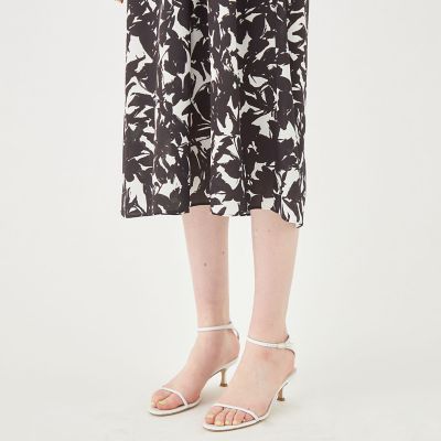 モノトーンフラワープリント フロントタックワンピース | maison