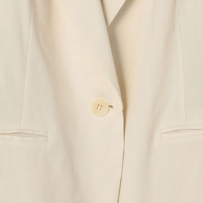 【タイムセール：６月３０日（月）午前９時３０分迄】セルロースリネンストレッチ　ピークドラペルジャケット