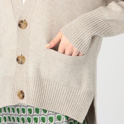 ラムカシミヤ　Ｖネックカーディガン