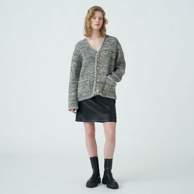 ウールナイロンツイード Vネックカーディガン | maison TOMORROWLAND