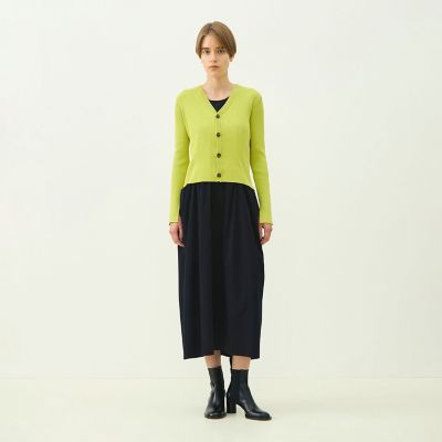 未使用　yori ヨリ Vネックコットンカーディガン 未使用 yori ヨリ Vネックコットンカーディガン 未使用 yori ヨリ V