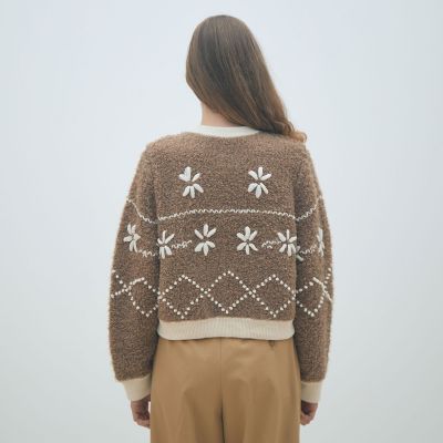 ムートンエンブロイダリー クルーネックカーディガン | maison